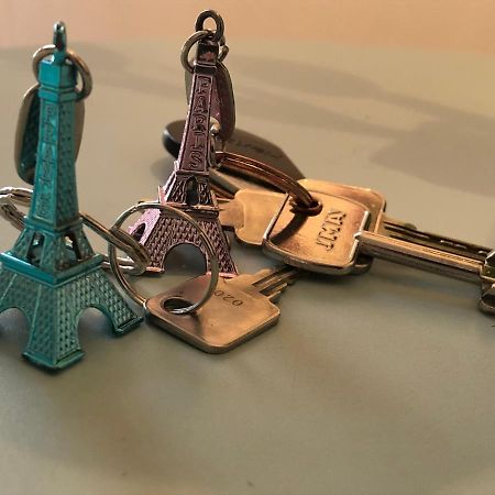 Paris Petit Appartement Lumineux Et Atypique Kültér fotó