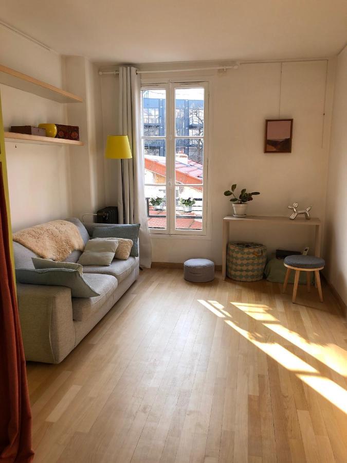 Paris Petit Appartement Lumineux Et Atypique Kültér fotó